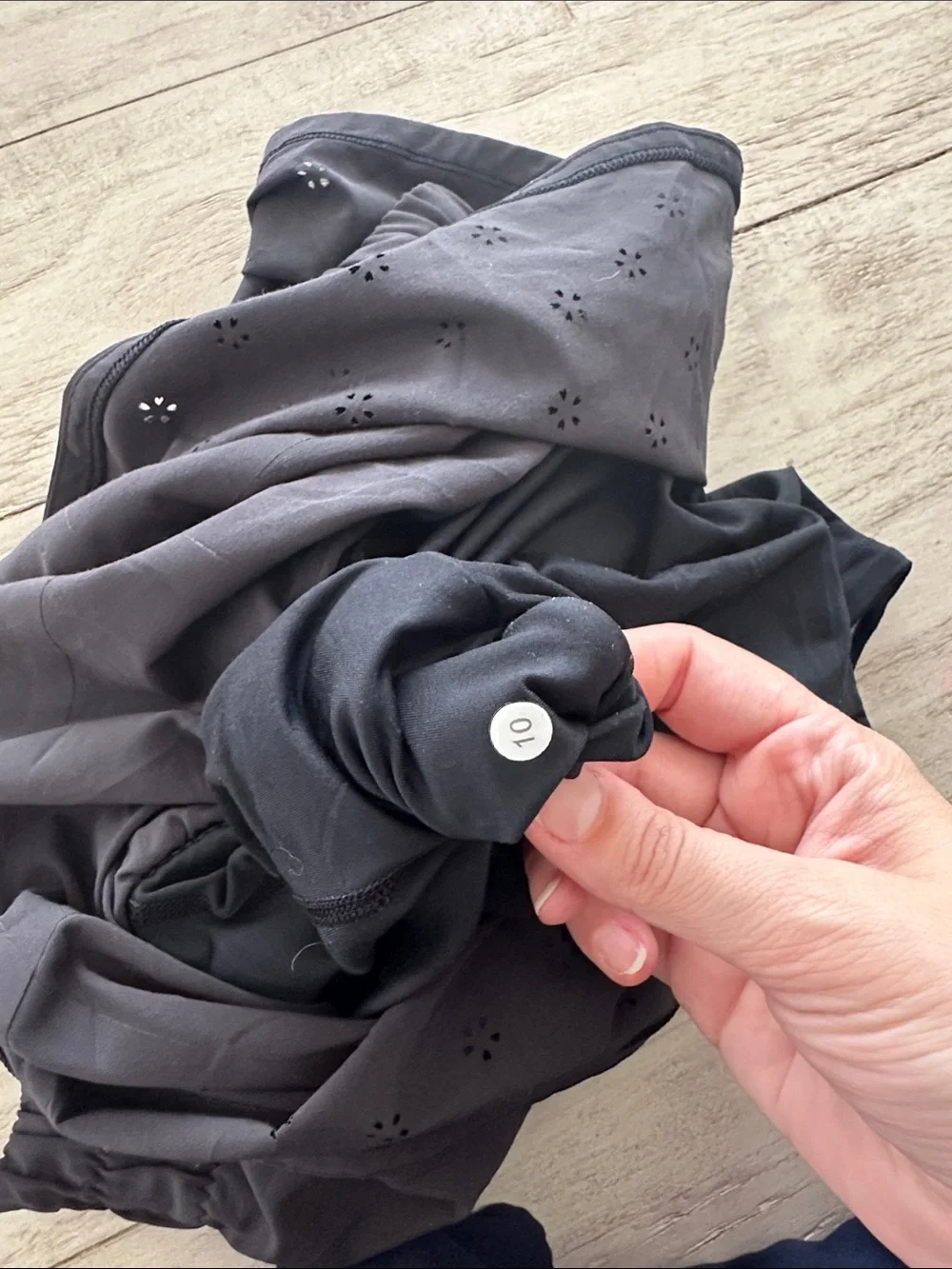 Lululemon Run: Breeze By Skirt Laser Cut charcoal gray 10